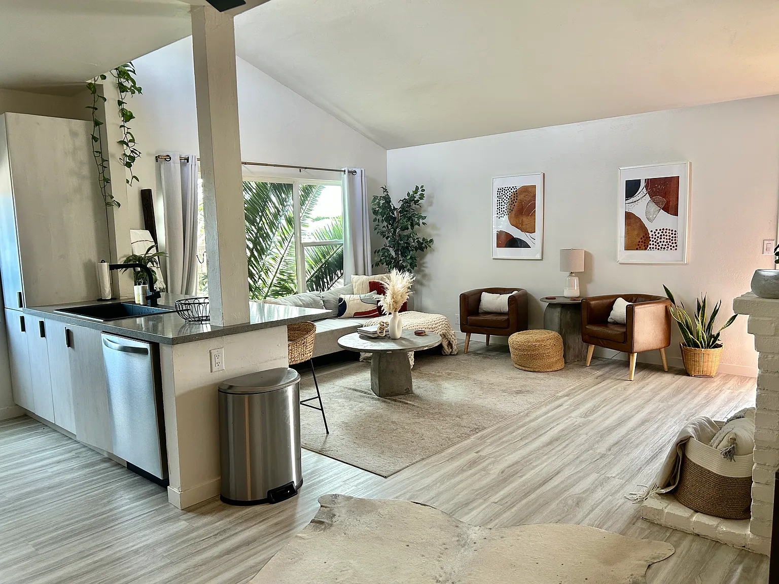 2 bed, 1.5 bath, 950 sqft, $4,500 — Photo 4