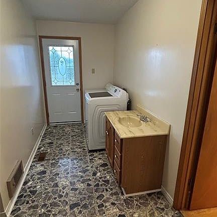 4th image of 17 Juniper Drive
