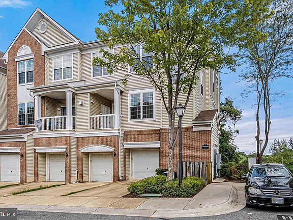 4th image of 14218 Hampshire Hall Ct Unit G-310