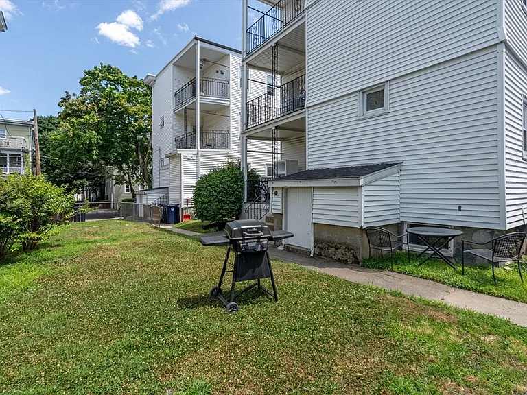 62 Vernal St #3 — Photo 20