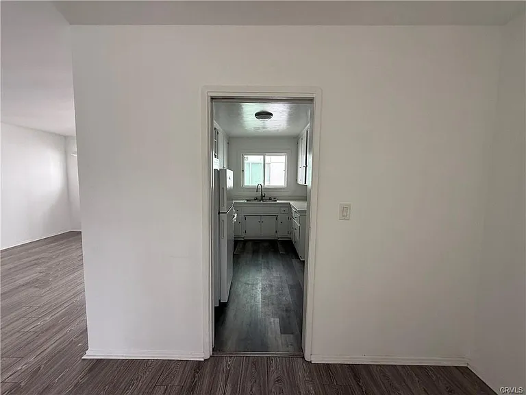 423 S Le Doux Rd #10 — Photo 7