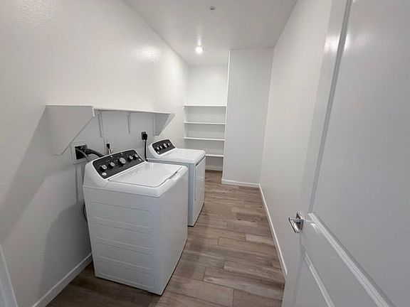 4th image of 27218 Pennywhistle Way