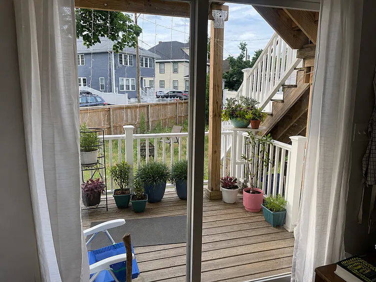 35 Herrick St #B — Photo 3
