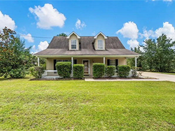 207 Mill Pond Dr, Phenix City, AL 36870