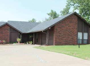 6808 SW Fenwick Ave, Lawton, OK 73505