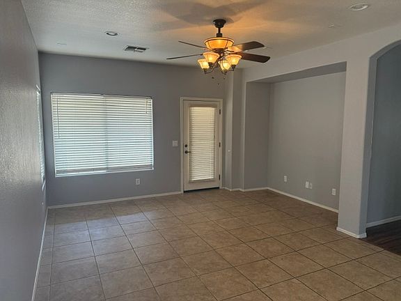 5th image of 44628 W Sandstone Dr