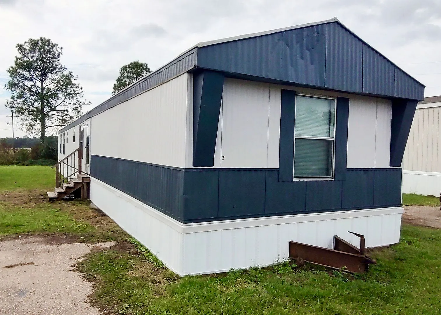 3 Bedroom 2 Bath Mobile Home off of Coteau Rd in New Iberia — Photo 1