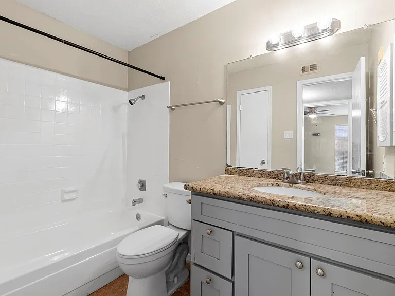 9350 Country Creek Dr #52 — Photo 24