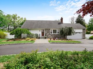 265 River Rd, East Hanover, NJ 07936