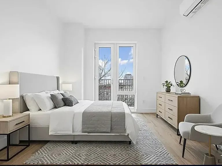 809 Midwood St #3C — Photo 1