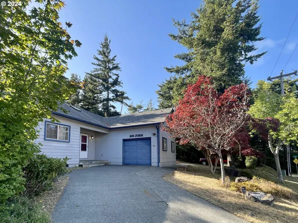 695 John Ave, Coos Bay, OR 97420