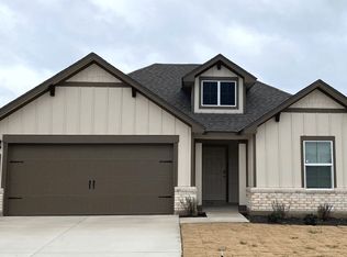 112 Walk Way, Jarrell, TX 76537