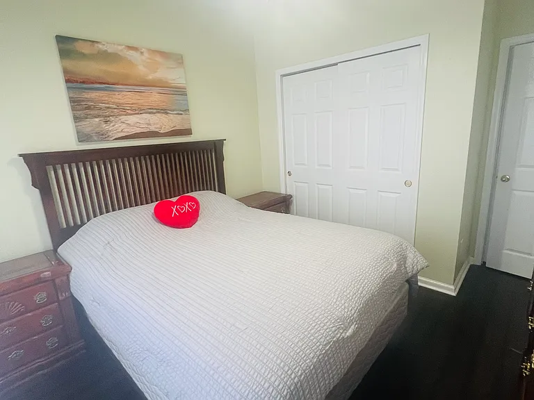 1472 Derby Glen Dr — Photo 3
