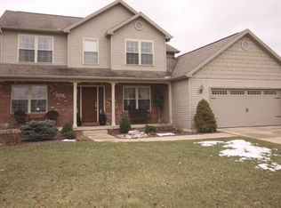 1608 Santa Fe Rd, Washington, IL 61571