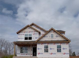 5100 Logos Dr #20, Stokesdale, NC 27357