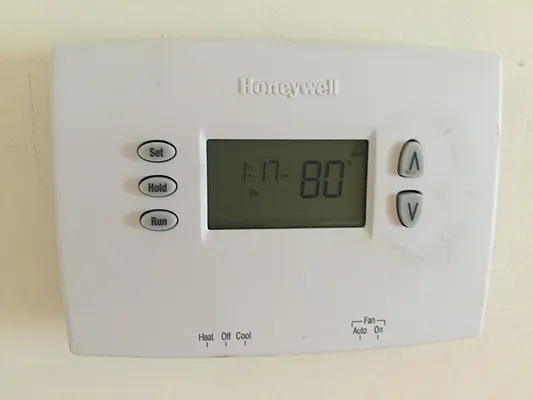 Rented by Gutnick Realty LLC | media 84