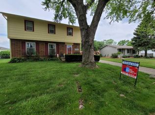 7020 Twana Dr, Urbandale, IA 50322