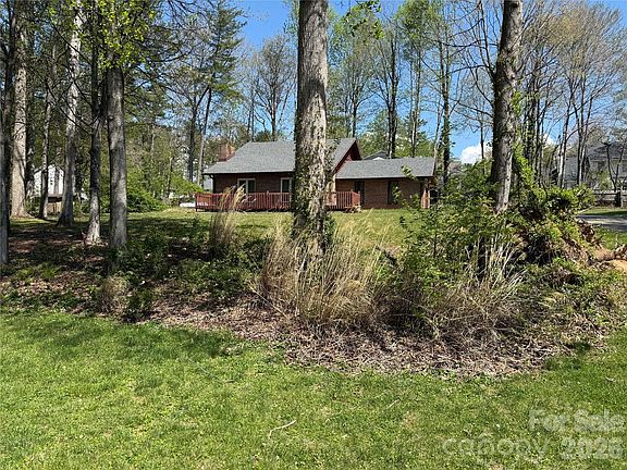 5th image of 97 Wilkie Way #25