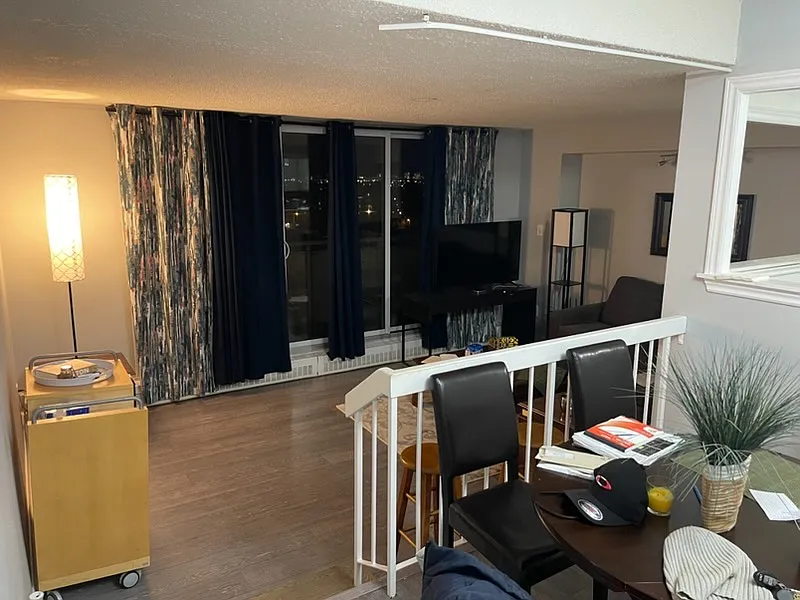3 bed, 1.5 bath, 980 sqft, $2,700 — Photo 3