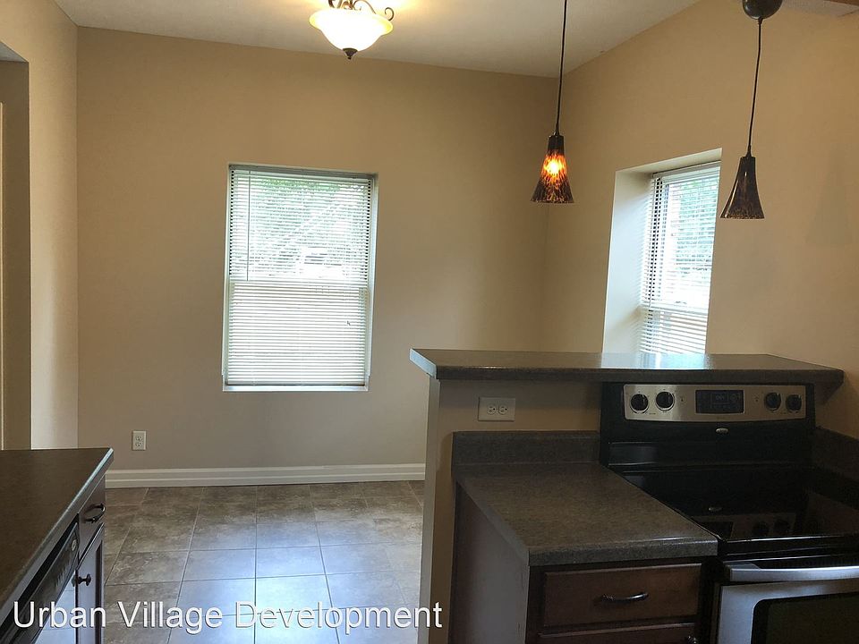 1st image of 602 N 33rd St #2978729