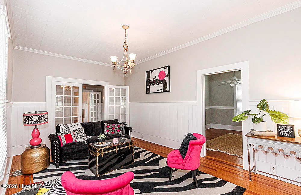 3 bed, 1.0 bath, 1685 sqft, $1,500 — Photo 3