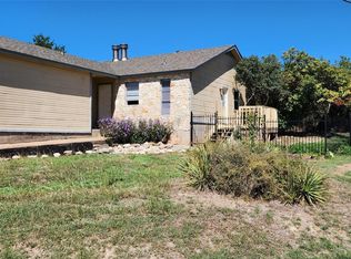 21513 Coyote Trl APT B, Leander, TX 78645