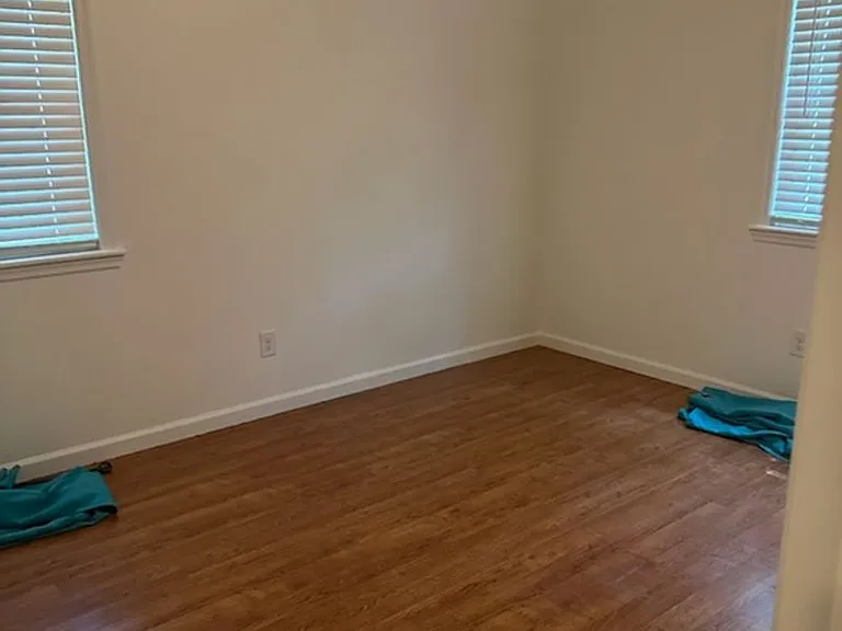 156 W Ozarka St — Photo 2
