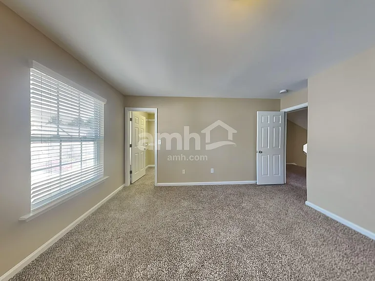 129 Pin Oak Ct — Photo 17
