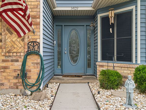 2nd image of 1409 High Plains Dr