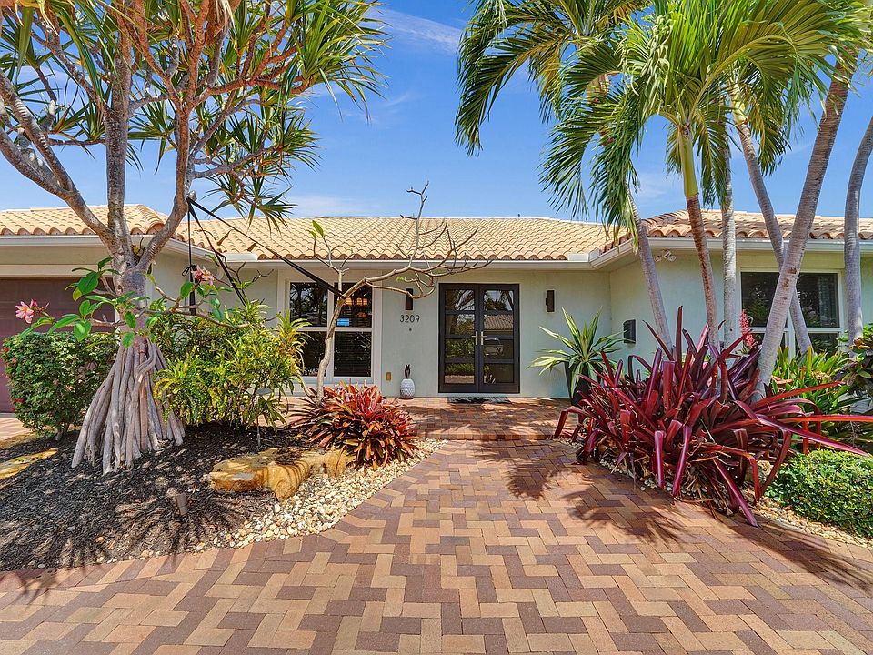 1st image of 3209 NE 42nd Court