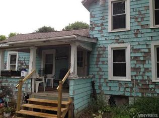 8948 Chestnut Ridge Rd, Middleport, NY 14105