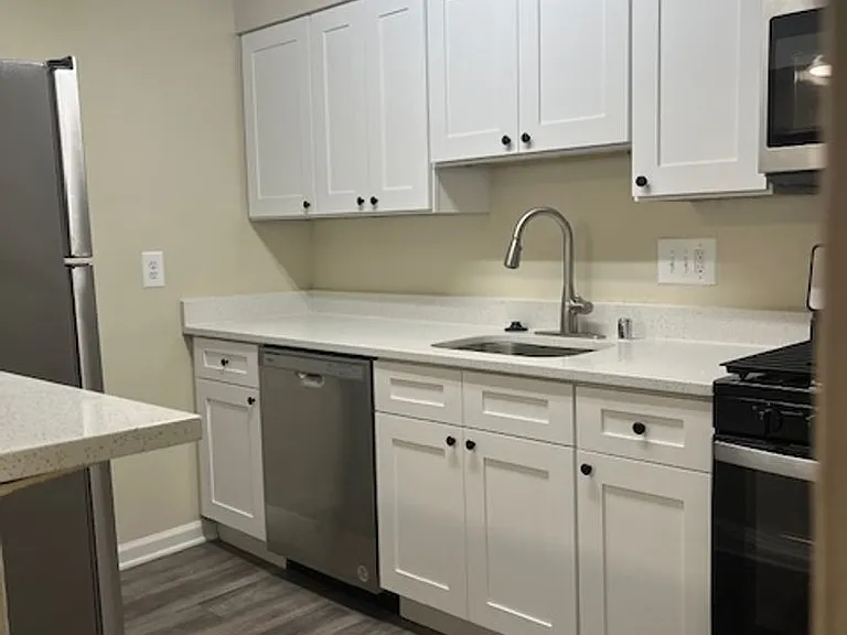 Woods Edge Apartments — Photo 49