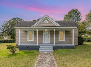 1002 Irving Ave, Eden, NC 27288