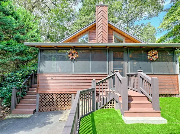 32 Hill Camp Ln, Clayton, GA 30525