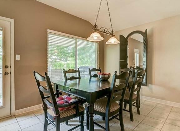 Breakfast area