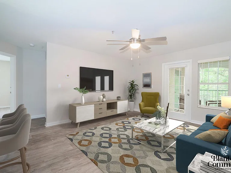 Blanton Commons Apartments — Photo 18