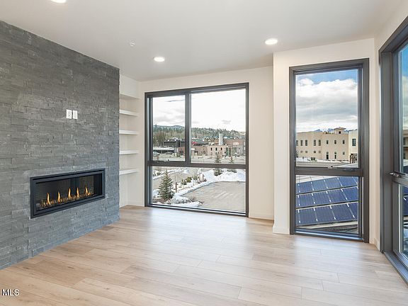 3rd image of 720 BAKER Drive #304