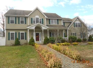 144 Juniper Dr, Milford, CT 06461
