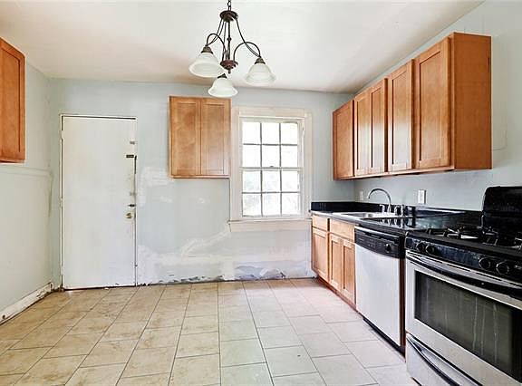 3rd image of 1811 Opelousas Ave