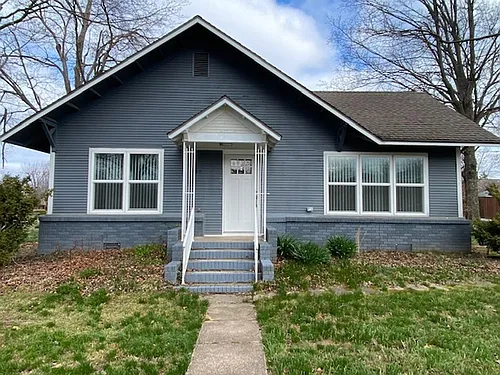 602 Jefferson St Photo 1