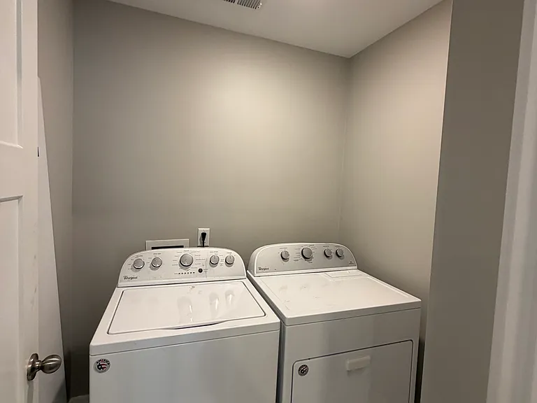 Laundry room (w/d can be left for tenants to use)