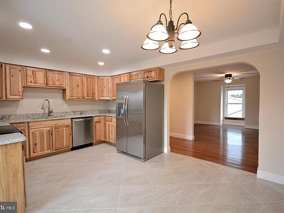 2nd image of 12439 Old Frederick Rd #5