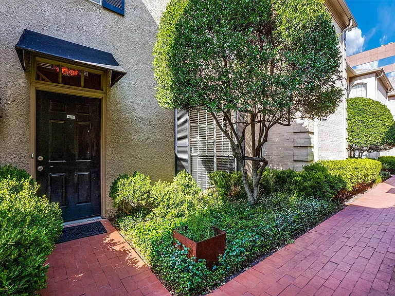 4232 McKinney Ave #111 — Photo 1