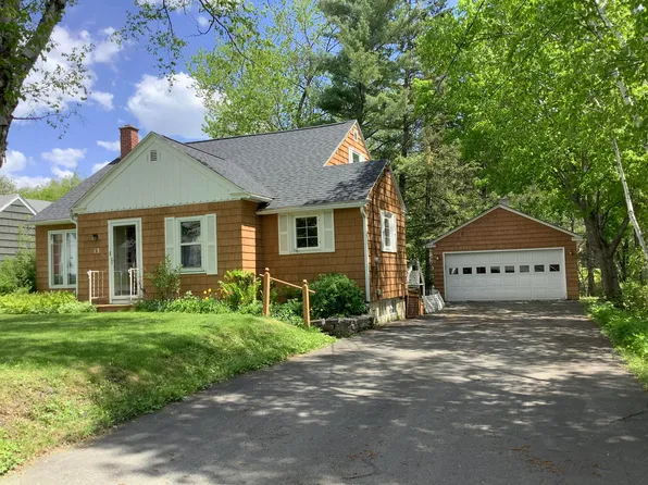 13 Elizabeth Avenue, Caribou, ME 04736