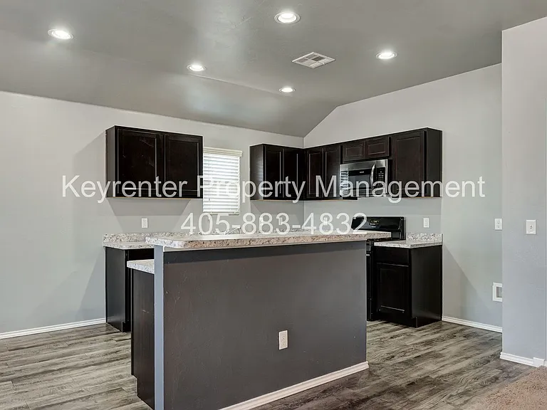 2029 W Antler Way — Photo 10