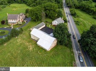 1387 Horseshoe Park, Downingtown, PA 19335