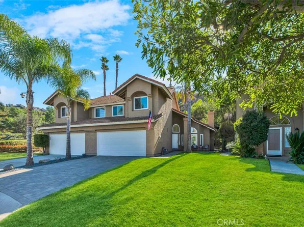 6096 E Hackamore Ln, Anaheim, CA 92807