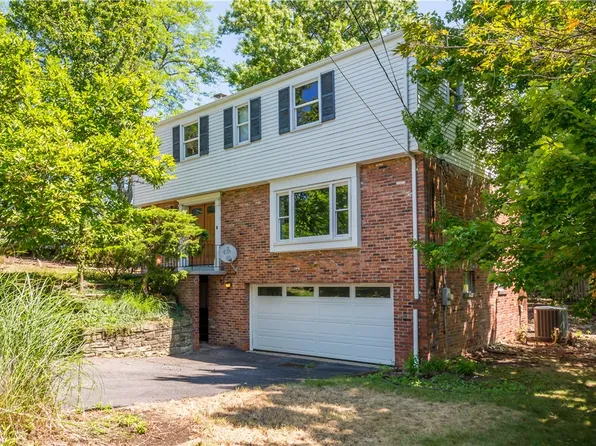 801 Hillaire Dr, Pittsburgh, PA 15243