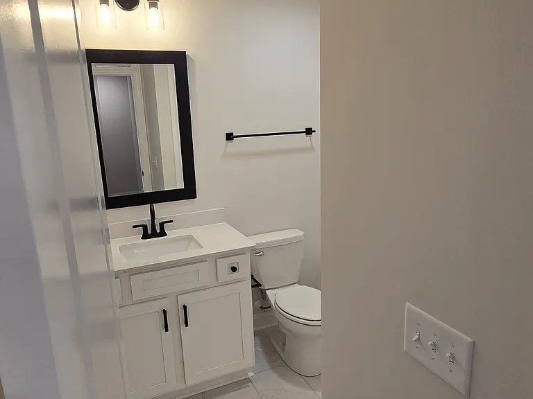 4301 Laurel Ridge Dr — Photo 36