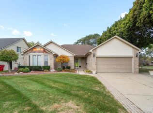 48933 Valley Forge Dr, Macomb, MI 48044